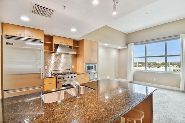 1120 E KENNEDY BOULEVARD 820, Tampa, FL 33602