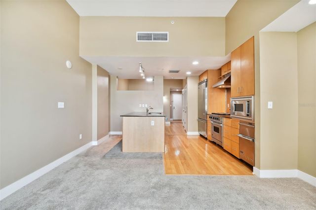 1120 E KENNEDY BOULEVARD 820, Tampa, FL 33602