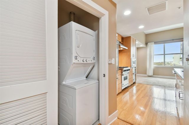 1120 E KENNEDY BOULEVARD 820, Tampa, FL 33602