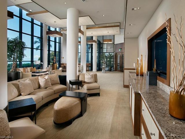 4951 Gulf Shore BLVD N # 1204, Naples, FL 34103