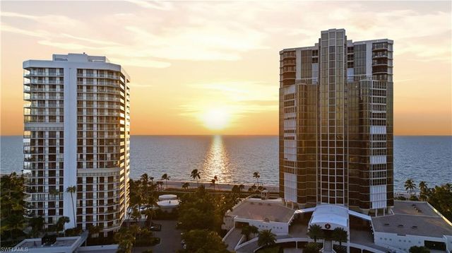 4951 Gulf Shore BLVD N # 1204, Naples, FL 34103