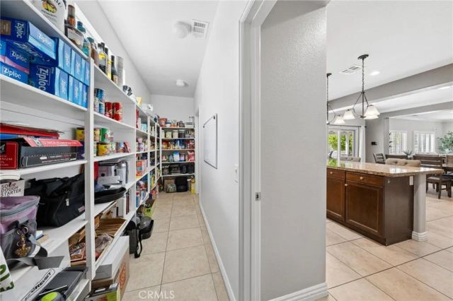 16948 White Pine Way, Canyon Country, CA 91387