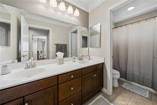 16948 White Pine Way, Canyon Country, CA 91387