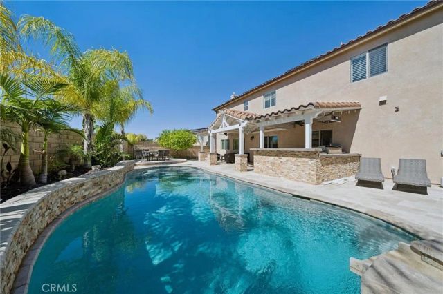 16948 White Pine Way, Canyon Country, CA 91387