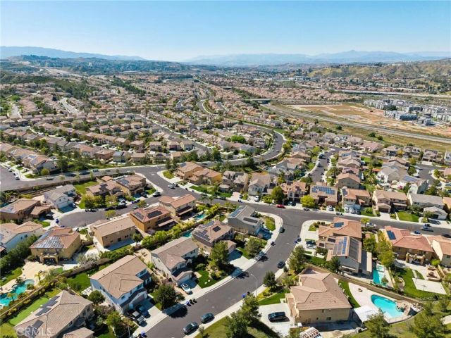 16948 White Pine Way, Canyon Country, CA 91387