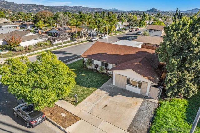 1811 IRIS WAY, Escondido, CA 92027