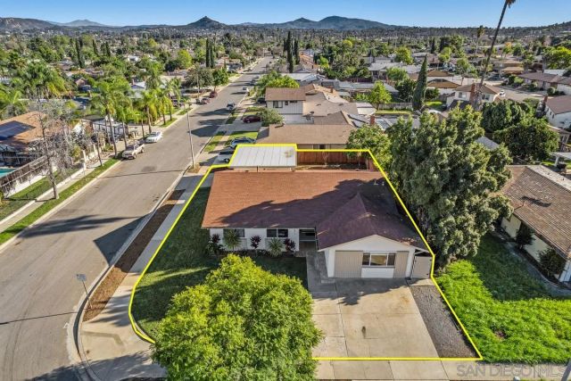 1811 IRIS WAY, Escondido, CA 92027