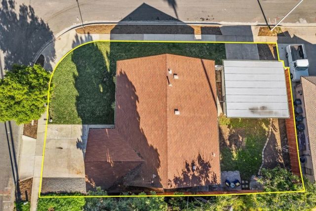 1811 IRIS WAY, Escondido, CA 92027