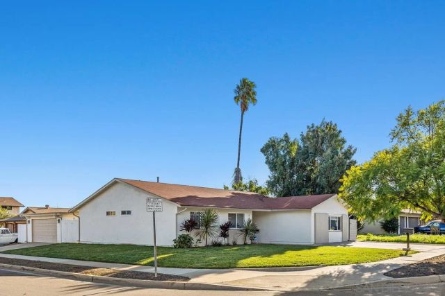 1811 IRIS WAY, Escondido, CA 92027