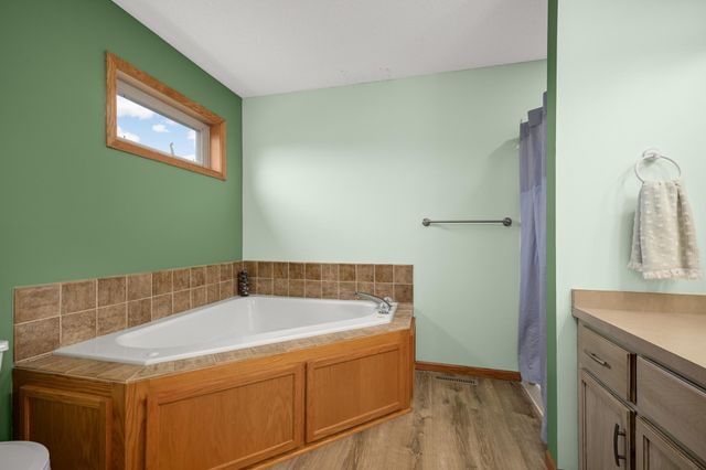 9420 Fallgold Parkway N, Brooklyn Park, MN 55443