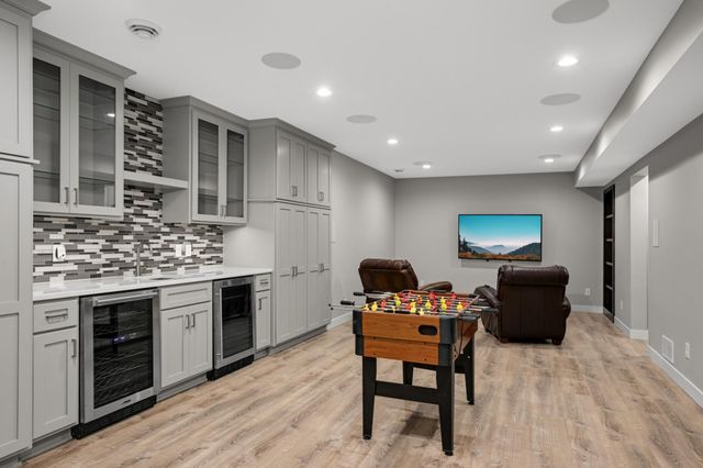 9420 Fallgold Parkway N, Brooklyn Park, MN 55443