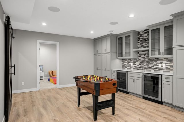 9420 Fallgold Parkway N, Brooklyn Park, MN 55443