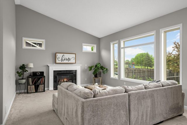 9420 Fallgold Parkway N, Brooklyn Park, MN 55443