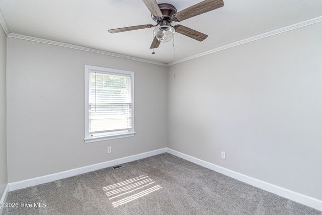 620 S Caswell Street, La Grange, NC 28551