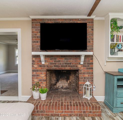 620 S Caswell Street, La Grange, NC 28551
