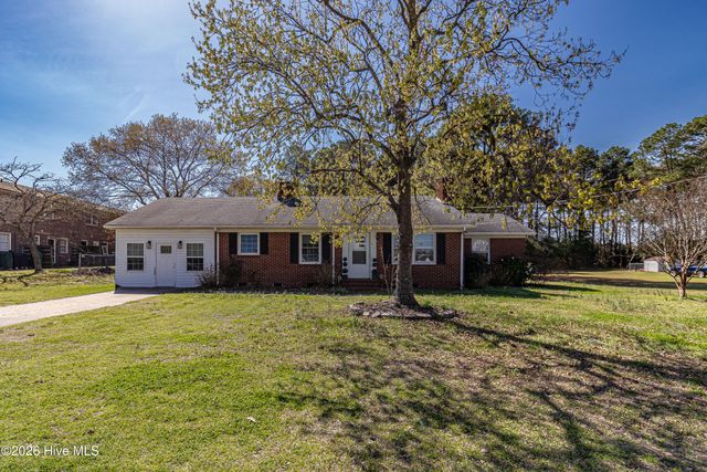 620 S Caswell Street, La Grange, NC 28551