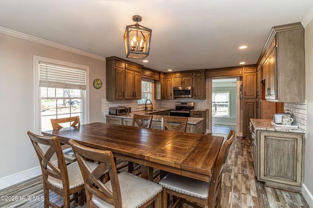 620 S Caswell Street, La Grange, NC 28551