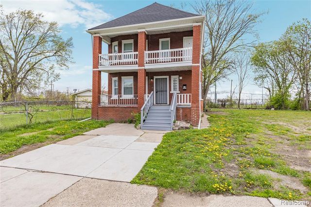 3010 Montclair Street, Detroit, MI 48214