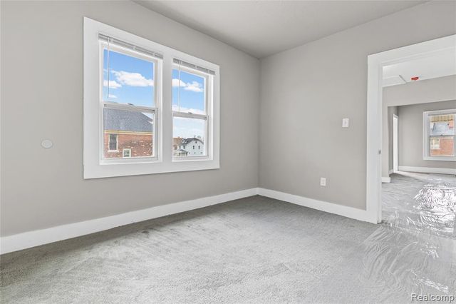 3010 Montclair Street, Detroit, MI 48214