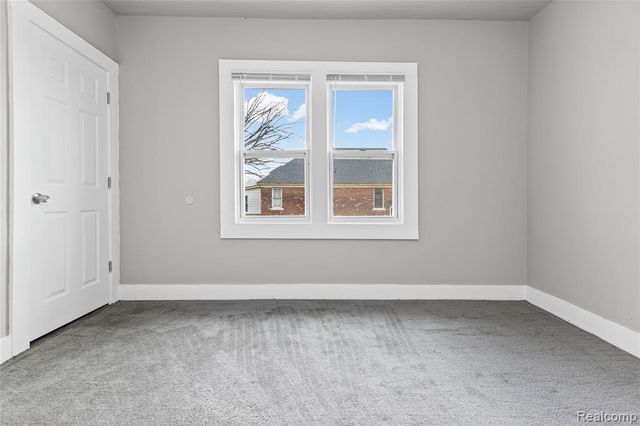 3010 Montclair Street, Detroit, MI 48214