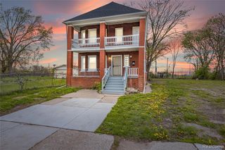 3010 Montclair Street, Detroit, MI 48214