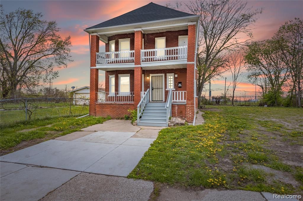 3010 Montclair Street, Detroit, MI 48214