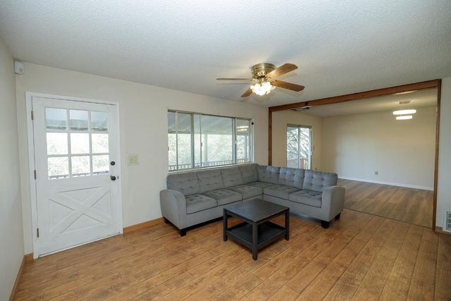 8664 Center St, Mokelumne Hill, CA 95245