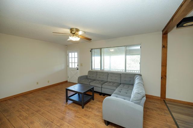 8664 Center St, Mokelumne Hill, CA 95245