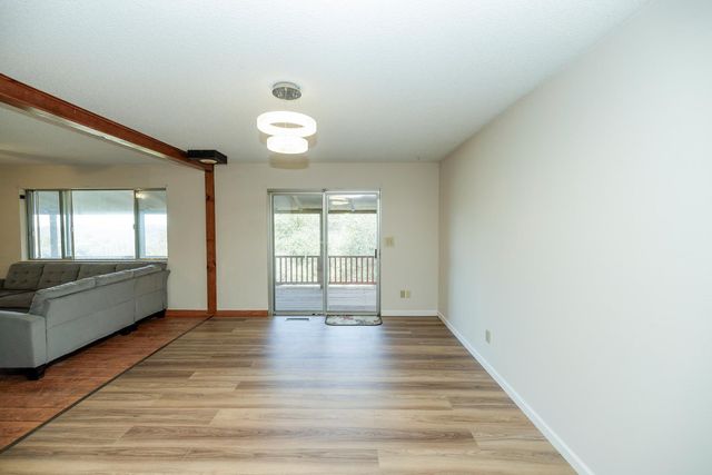 8664 Center St, Mokelumne Hill, CA 95245