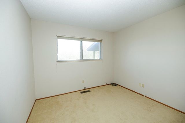 8664 Center St, Mokelumne Hill, CA 95245