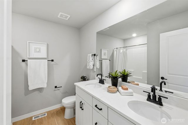 5536 Kinross Road SW, Port Orchard, WA 98367