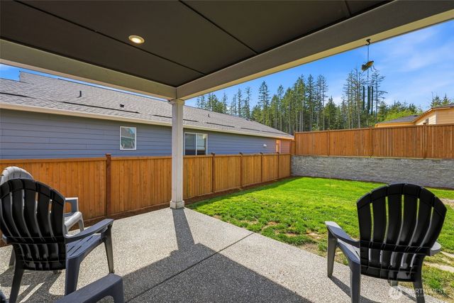 5536 Kinross Road SW, Port Orchard, WA 98367