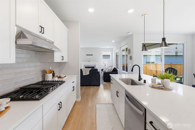 5536 Kinross Road SW, Port Orchard, WA 98367