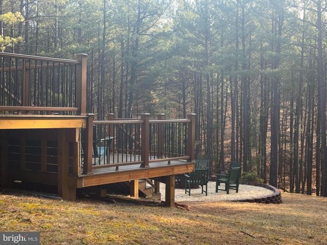 4839 GRACES CABIN RD, Springfield, WV 26763