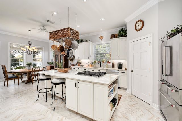 717 6th Street, Destin, FL 32541