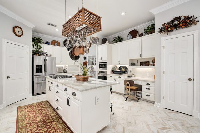 717 6th Street, Destin, FL 32541