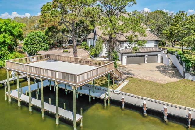 717 6th Street, Destin, FL 32541