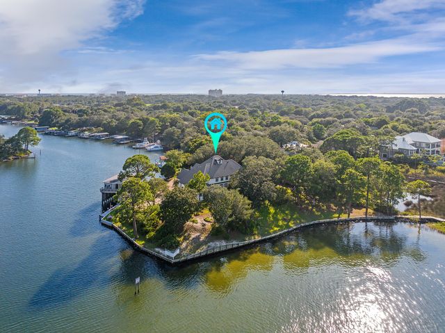 717 6th Street, Destin, FL 32541