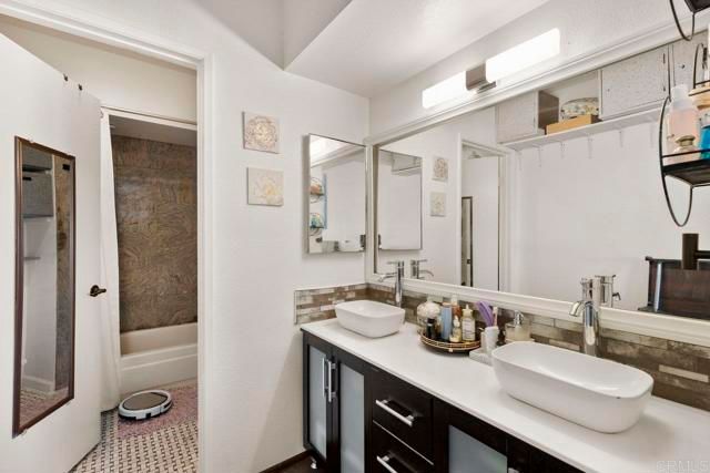 1050 E Washington Ave 62, Escondido, CA 92025