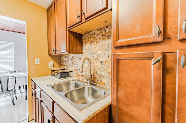 112 W 34th Street 1, Riviera Beach, FL 33404