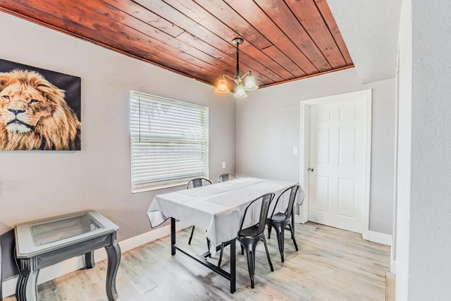 112 W 34th Street 1, Riviera Beach, FL 33404