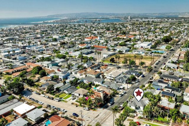 4692 Niagara Ave, San Diego, CA 92107