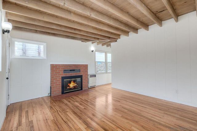 4692 Niagara Ave, San Diego, CA 92107