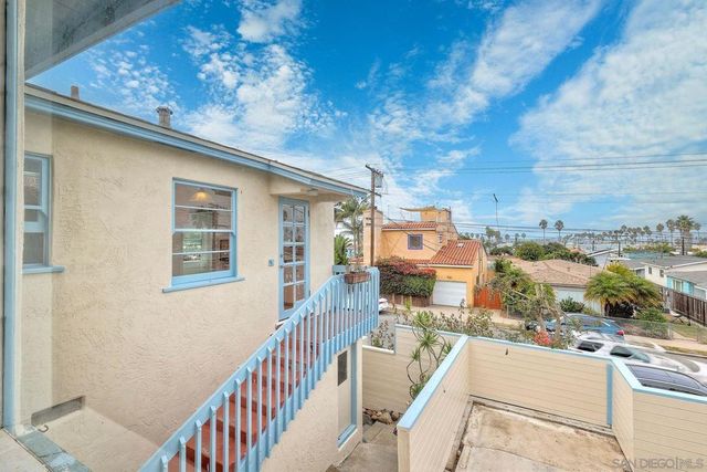 4692 Niagara Ave, San Diego, CA 92107