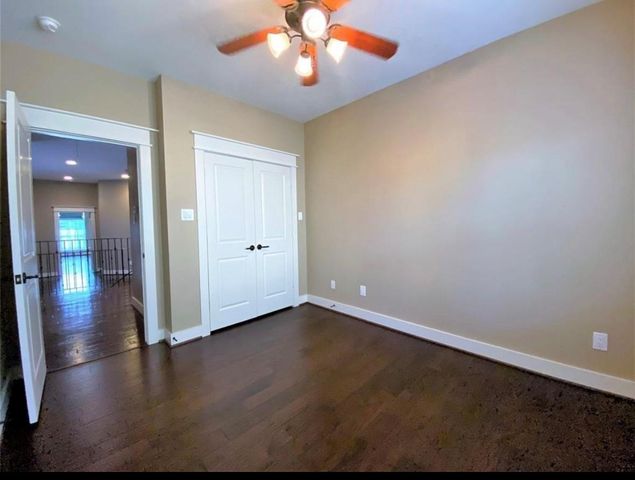 902 Lawrence Street, Houston, TX 77008