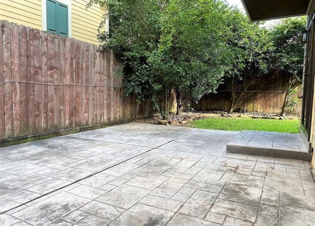 902 Lawrence Street, Houston, TX 77008