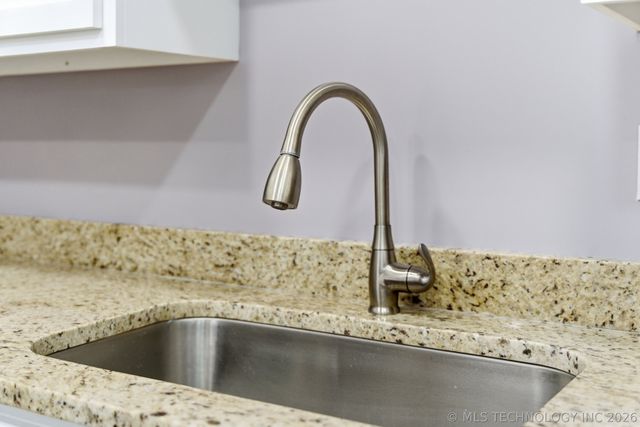 6206 W 62nd Street, Tulsa, OK 74131