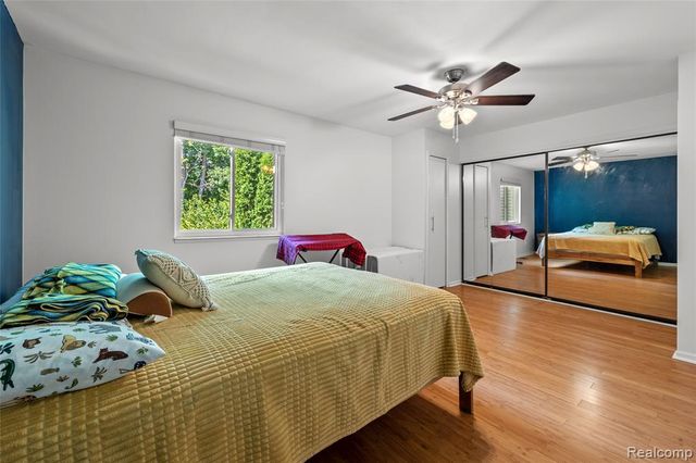 1570 Streamwood Court, Rochester Hills, MI 48309