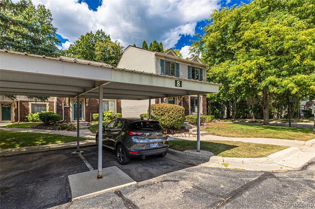 1570 Streamwood Court, Rochester Hills, MI 48309