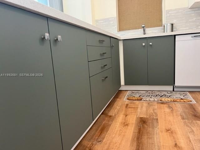 7900 Tatum Waterway Dr 503, Miami Beach, FL 33141